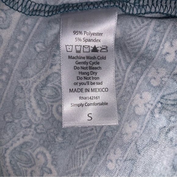 Lularoe Tee, sz S - Picture 5 of 6